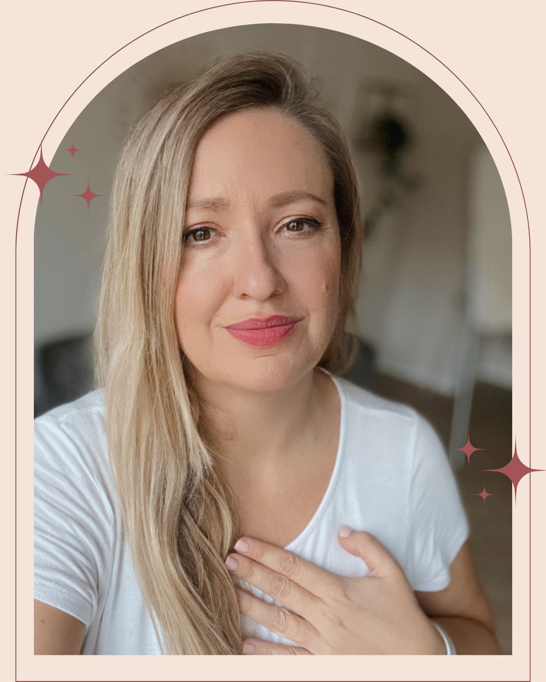 Marta Bielicka prowadząca sesję terapii IFS w swoim gabinecie w Gdyni  | Terapia IFS w Polsce